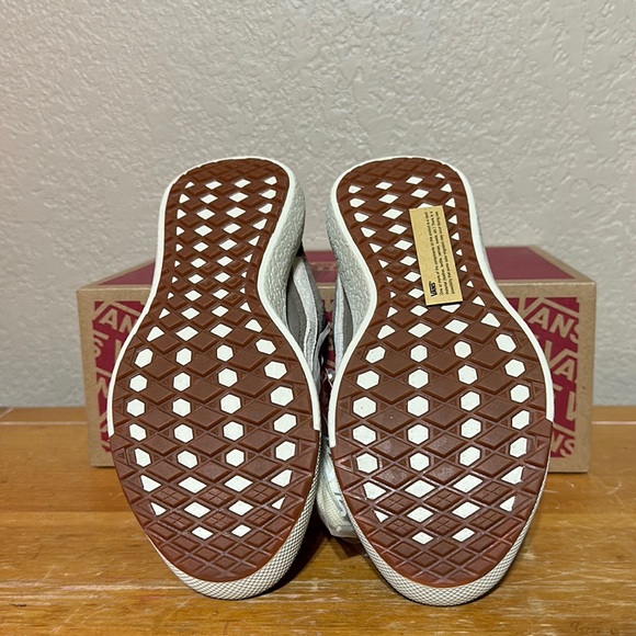 Vans Ultrarange Exo Se brown Suede multi marshmallow women’s size 5 - Picture 7 of 10